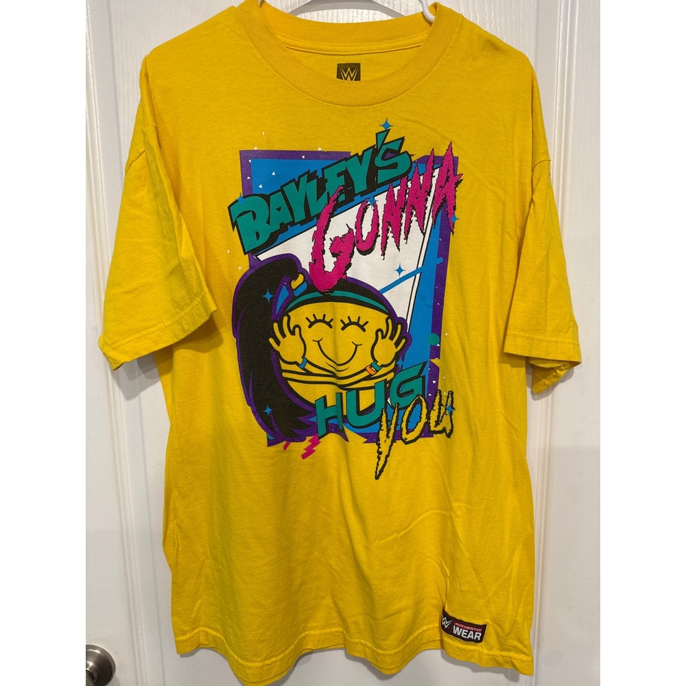 WWE Authentic Bayley's Gonna Hug You Graphic T-Shirt Yellow XL 2017 Wrestling